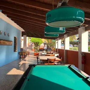 E Pfirsich Borghetto Santo Spirito